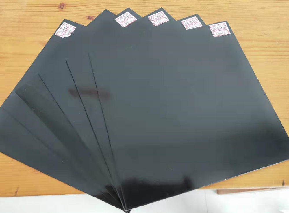 沼氣池用什么樣的防滲土工膜？